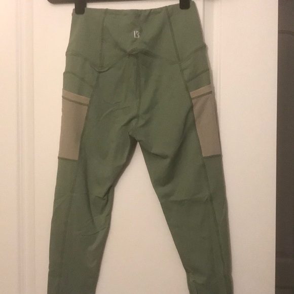 BuffBunny Athena Legging - Picture 3 of 3